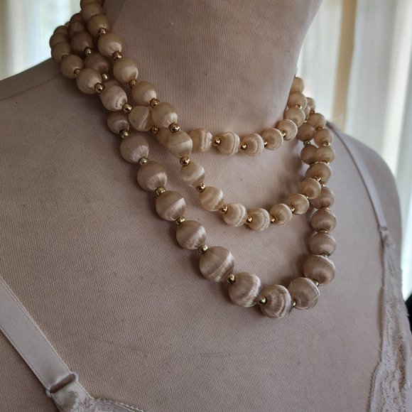 Classic Stacking Beaded Necklaces Estate Jewelry Set, Colorful mid century MOD - Picture 12 of 12